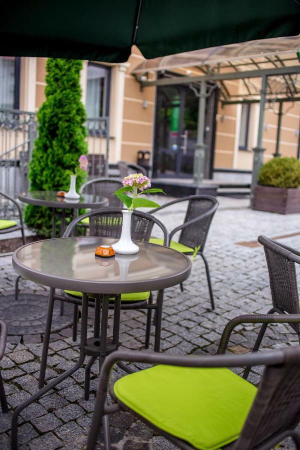 Green Park Hotel & Spa Truskavets Eksteriør bilde